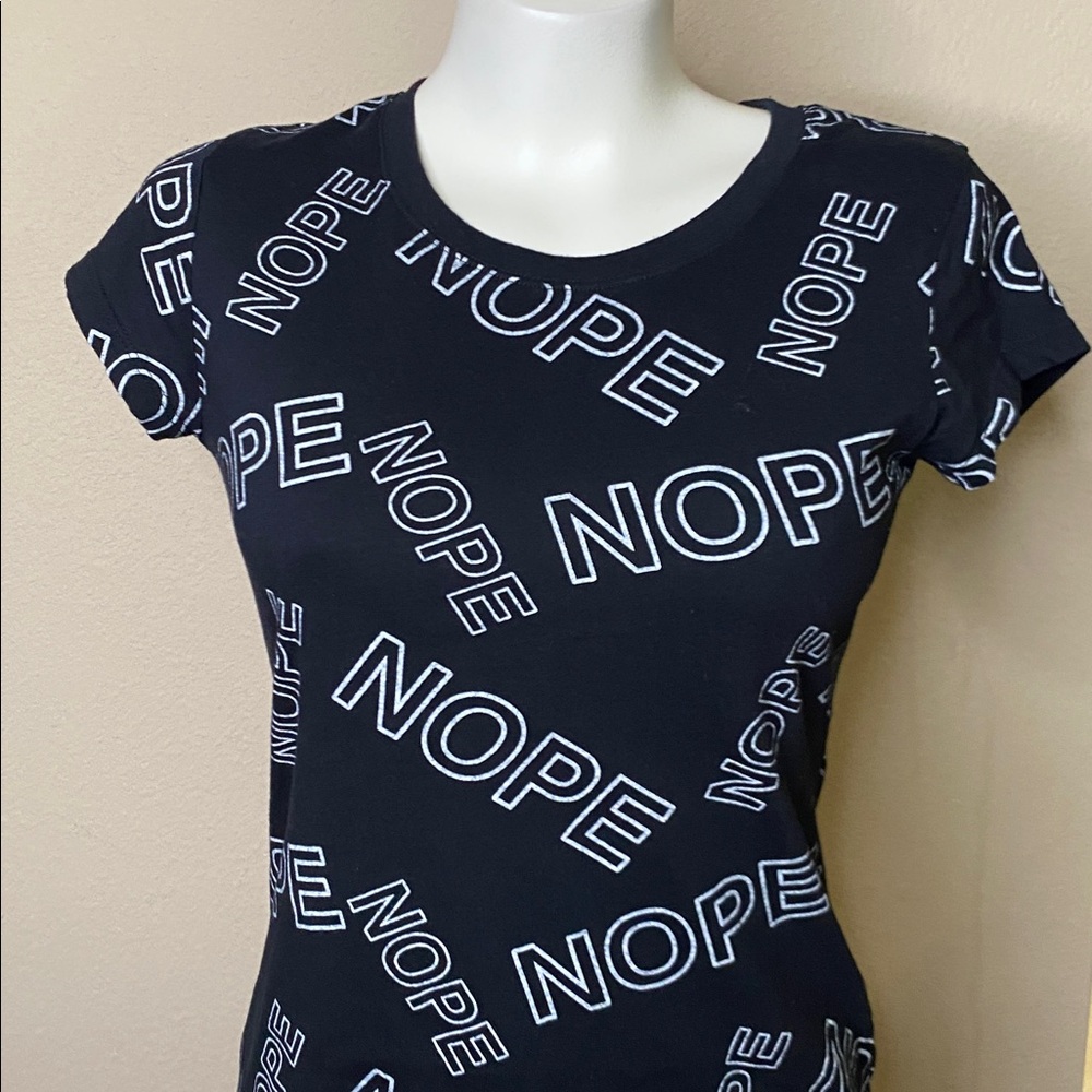 Wound Up Black Graphic NOPE novelty print cotton Top M